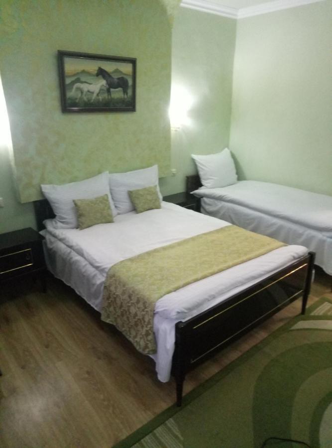 Посуточный Гостевой Дом Gyumri Extérieur photo