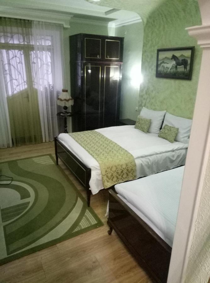Посуточный Гостевой Дом Gyumri Extérieur photo