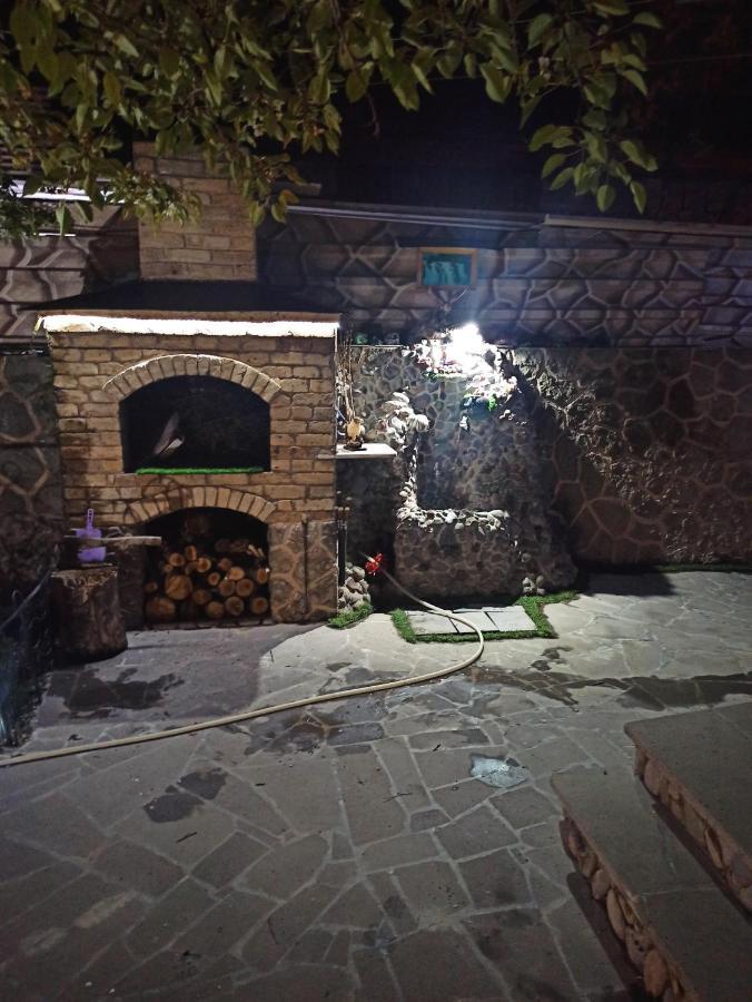 Посуточный Гостевой Дом Gyumri Extérieur photo